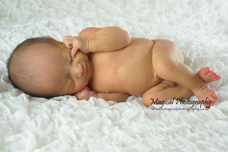Newborn Photography Toronto and Vaughan