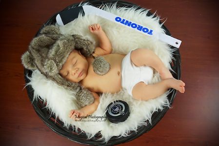 Newborn Photography Toronto and Vaughan